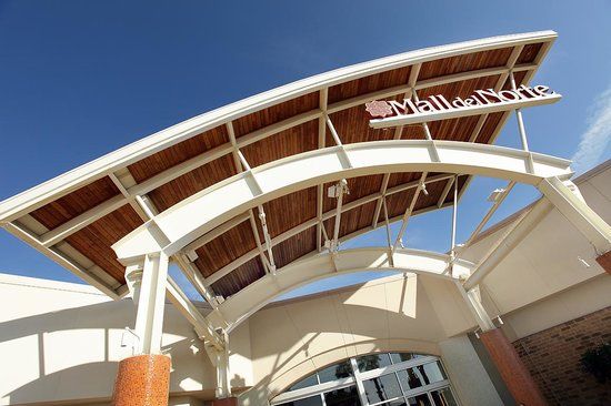 Mall Del Norte
