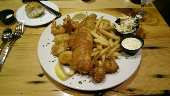 Tailwater Lodge Restaurant and Bar