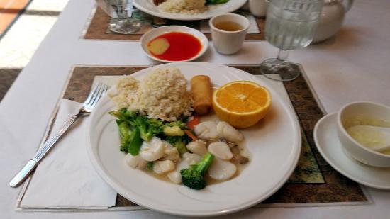Chin's Gourmet