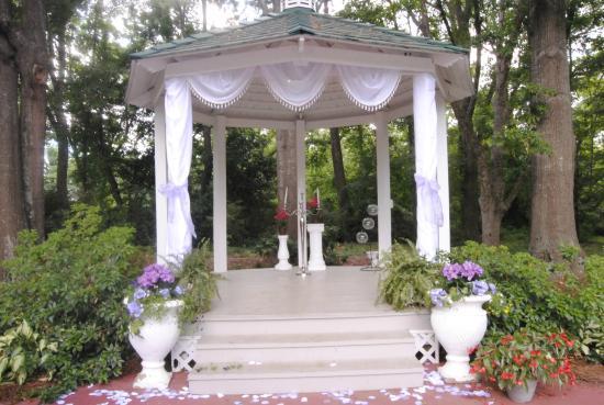 The City Gardens of Southern Oaks