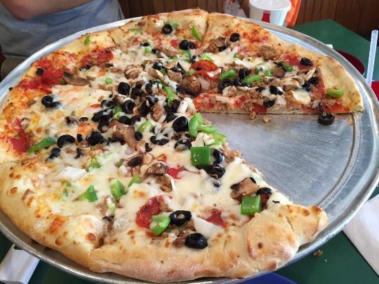 Pazzo's Pizzeria