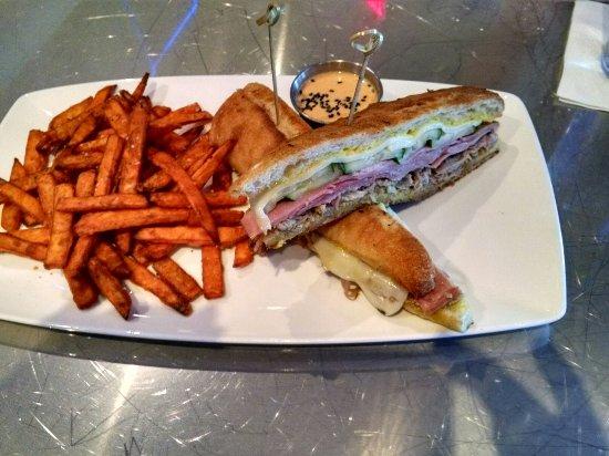 Kona Grill