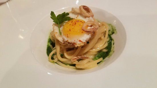 Restaurant August