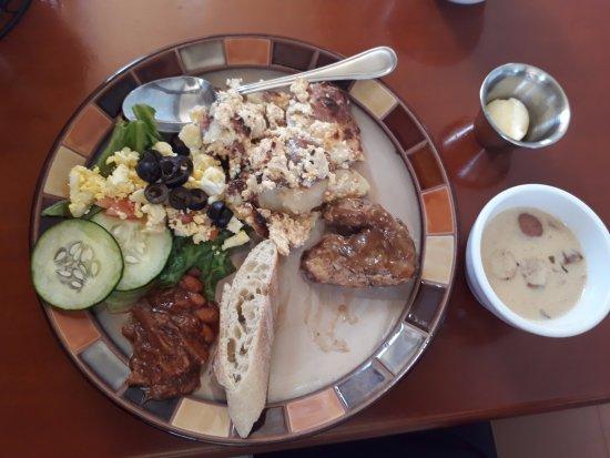 Rodeo Restaurant Buffet and Sports Bar