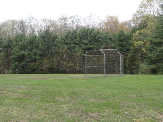 Mohegan Park