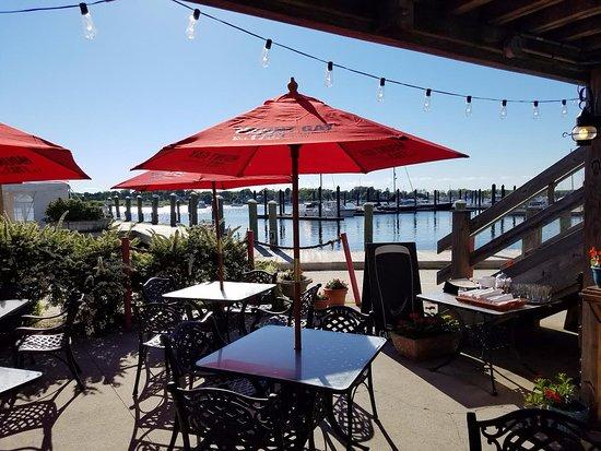 DeWolf Tavern