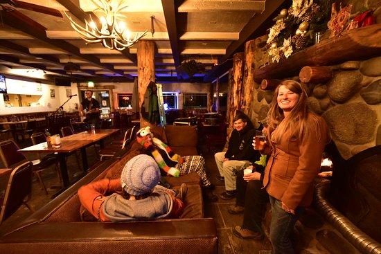 7800 Bar & Grill
