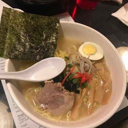 Kizuna Sushi & Noodle