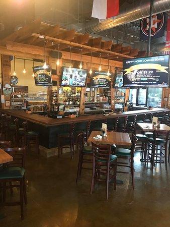 Mo's Irish Pub