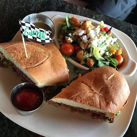 Max's Bar & Restaurant