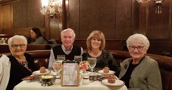 Candlelight Pavilion Dinner Theatre