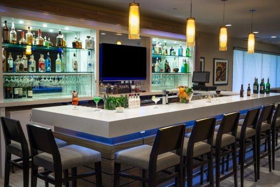 Madera's Restaurant and Bar