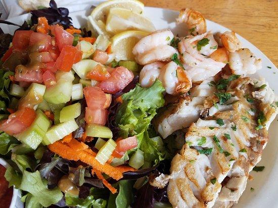 Django's Rough Bar & Grill