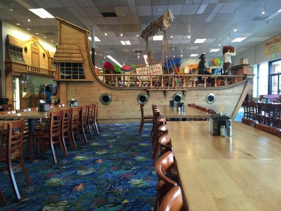 Pietro's Pizza & Pirate Adventure