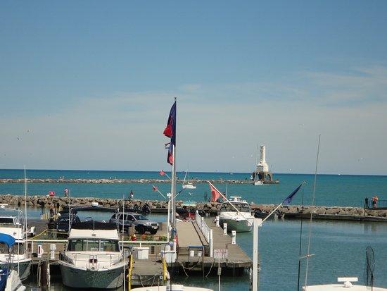 Schooner Pub