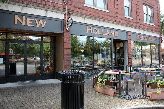 New Holland Brewing Pub on 8th