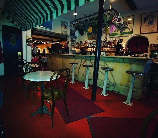 Chez Henri