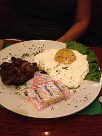 Mulligan's Restaurant & Pub