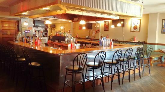 Cap'n Morgans Sports Bar & Grill