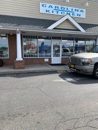 Carolina Kitchen of Medford