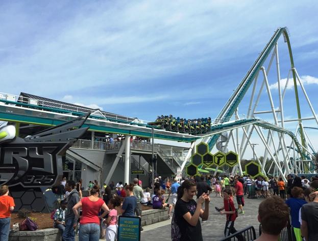 The Fury 325