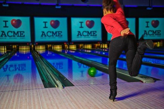 Acme Bowl