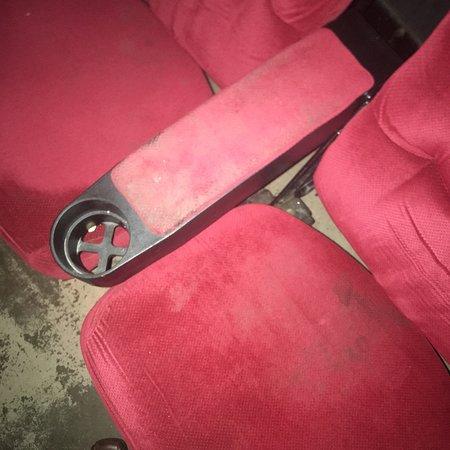 AMC Rosedale 16
