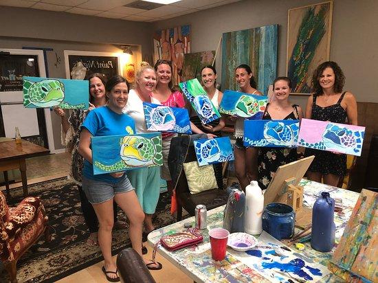 Hang 12 Art Gallery & Classes