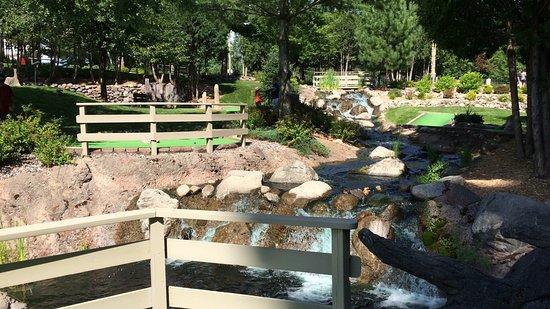 Settlers Mill Adventure Golf
