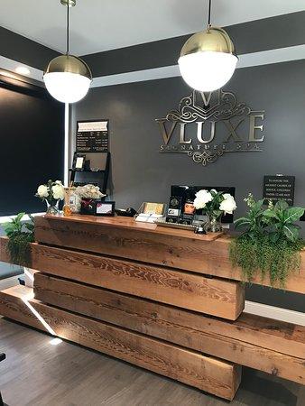 VLUXE Signature Spa
