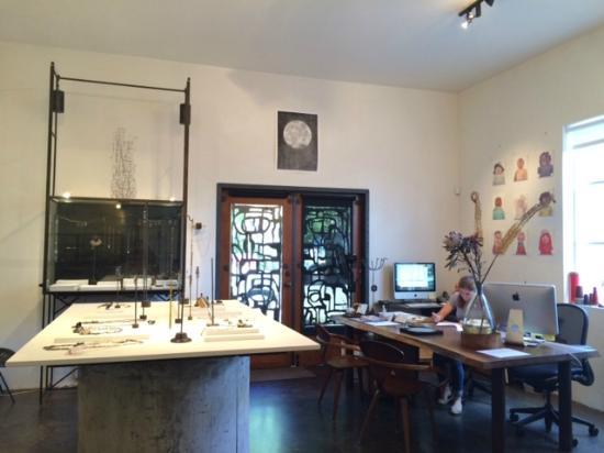 Shibumi Gallery