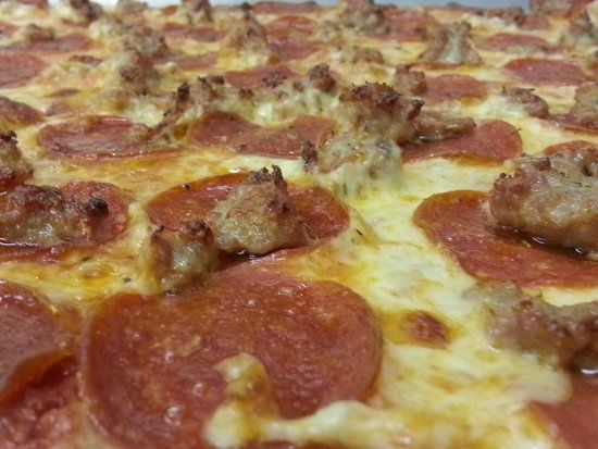 Marty's Pizza