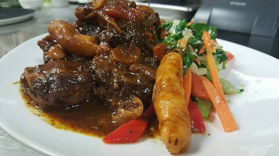 Irie Bar & Grille