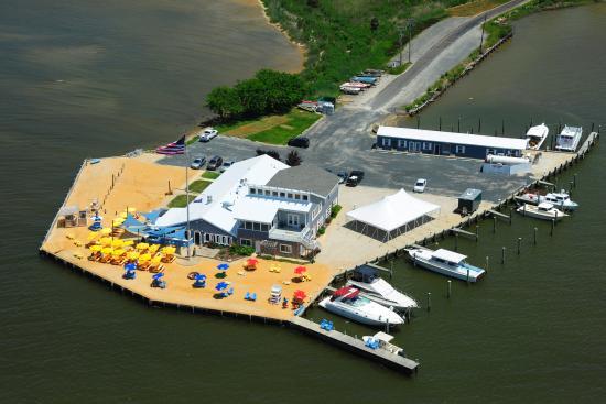 Lowes Wharf Marina Inn Restaurant