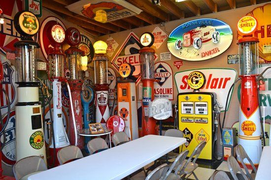 Mendenhall's Museum