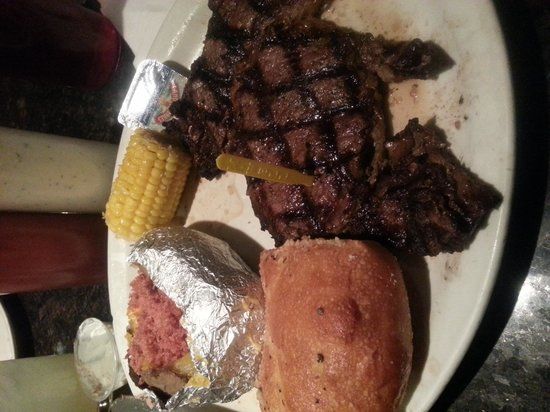 Starter's Bar and Grill
