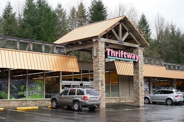 Hoodland Thriftway