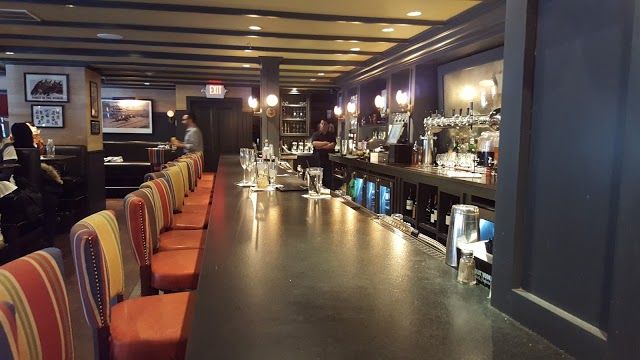 Johnny's Tavern