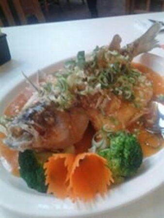 Uncle Lee's Szechuan